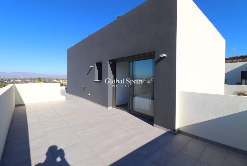 Resale - VILLA -
Benimar - Benimar III