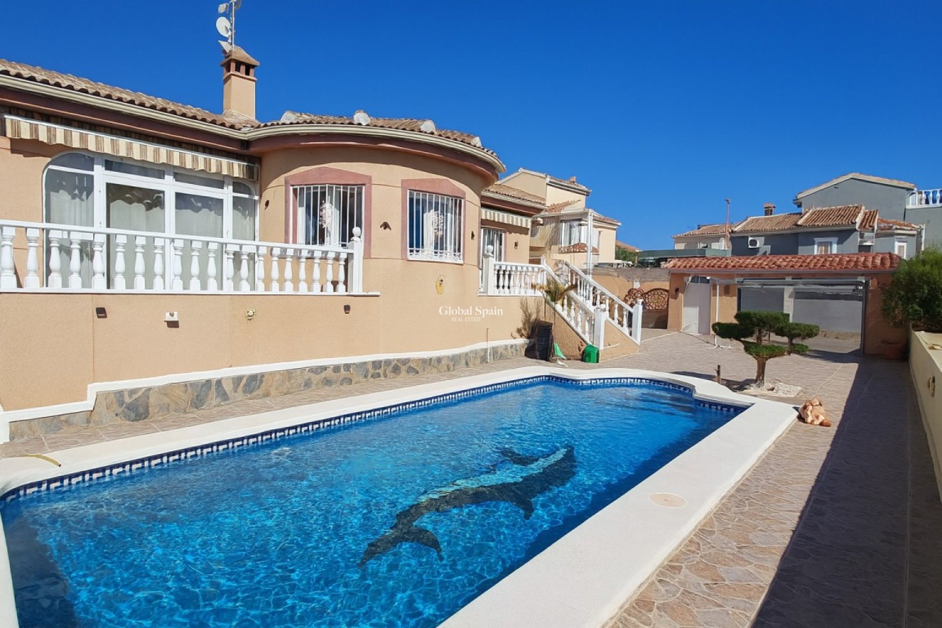 Resale - VILLA -
BENIMAR - Costa Blanca