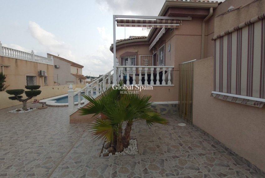 Resale - VILLA -
BENIMAR - Costa Blanca