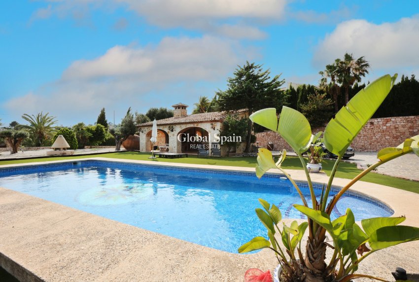 Resale - VILLA -
BENISSA - Benissa