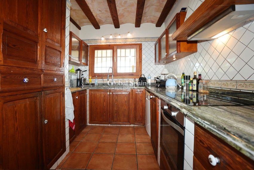 Resale - VILLA -
BENISSA - Benissa