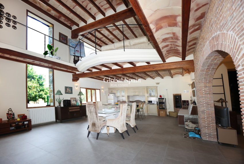 Resale - VILLA -
BENISSA - Benissa