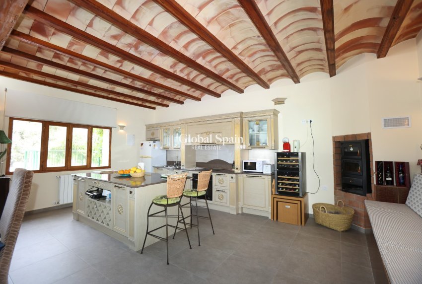 Resale - VILLA -
BENISSA - Benissa