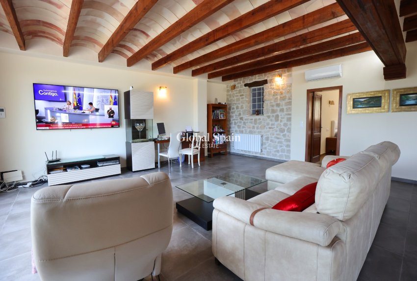 Resale - VILLA -
BENISSA - Benissa