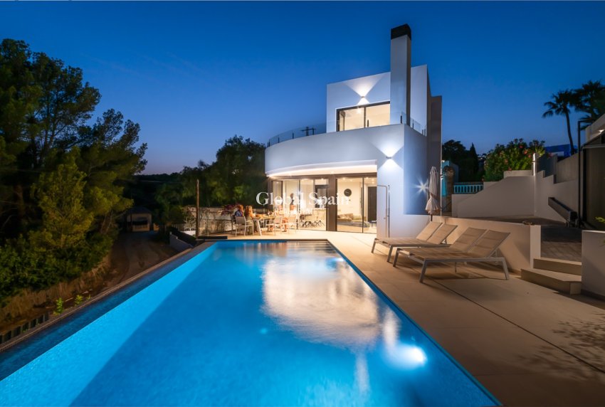 Resale - VILLA -
BENISSA - Costa Blanca