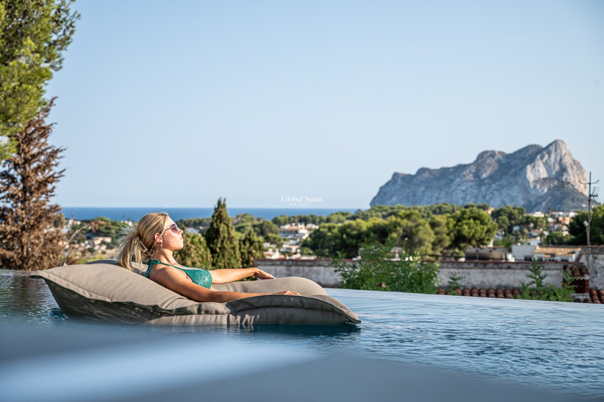 Resale - VILLA -
BENISSA - Costa Blanca