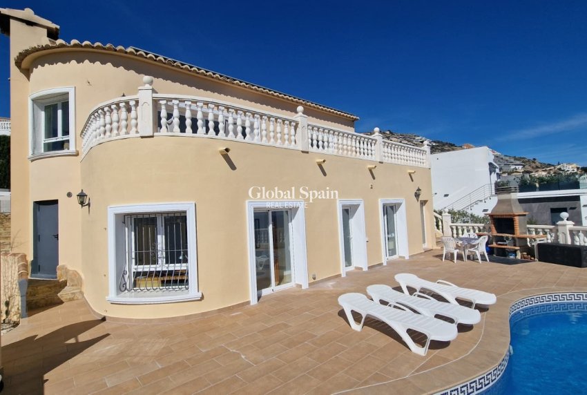 Resale - VILLA -
BENITACHELL - Cumbre del sol