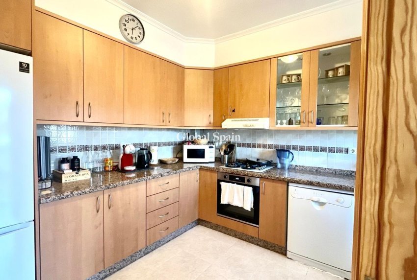 Resale - VILLA -
BIGASTRO - Comunidad Valenciana