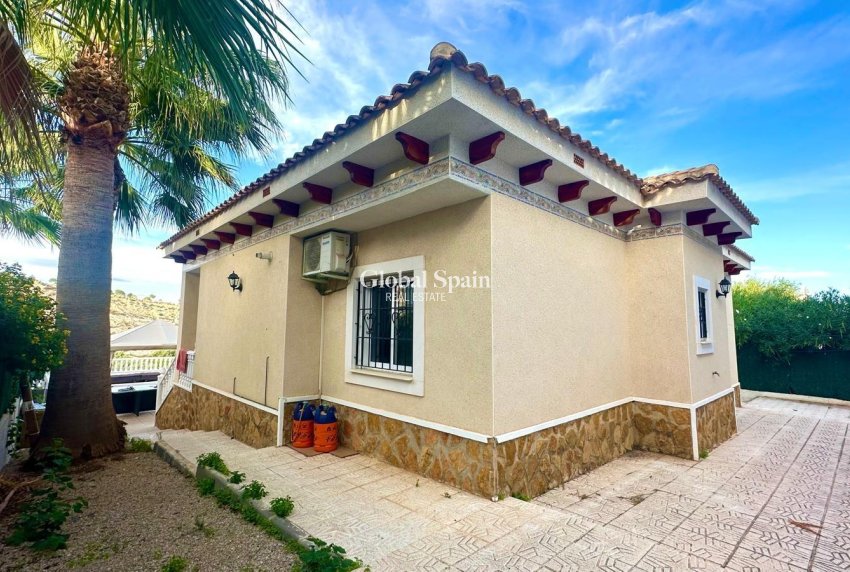 Resale - VILLA -
BIGASTRO - Comunidad Valenciana