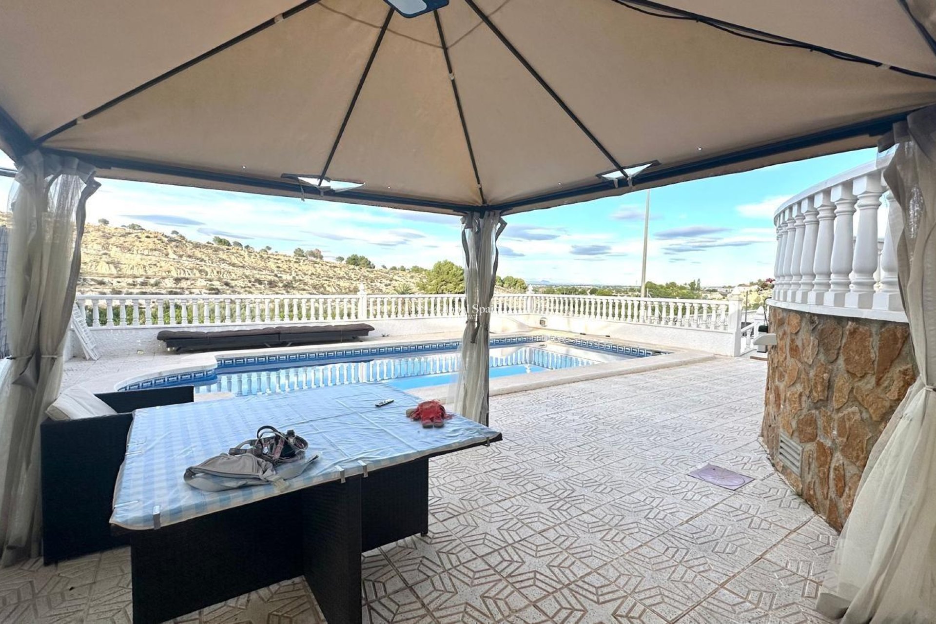 Resale - VILLA -
BIGASTRO - Comunidad Valenciana