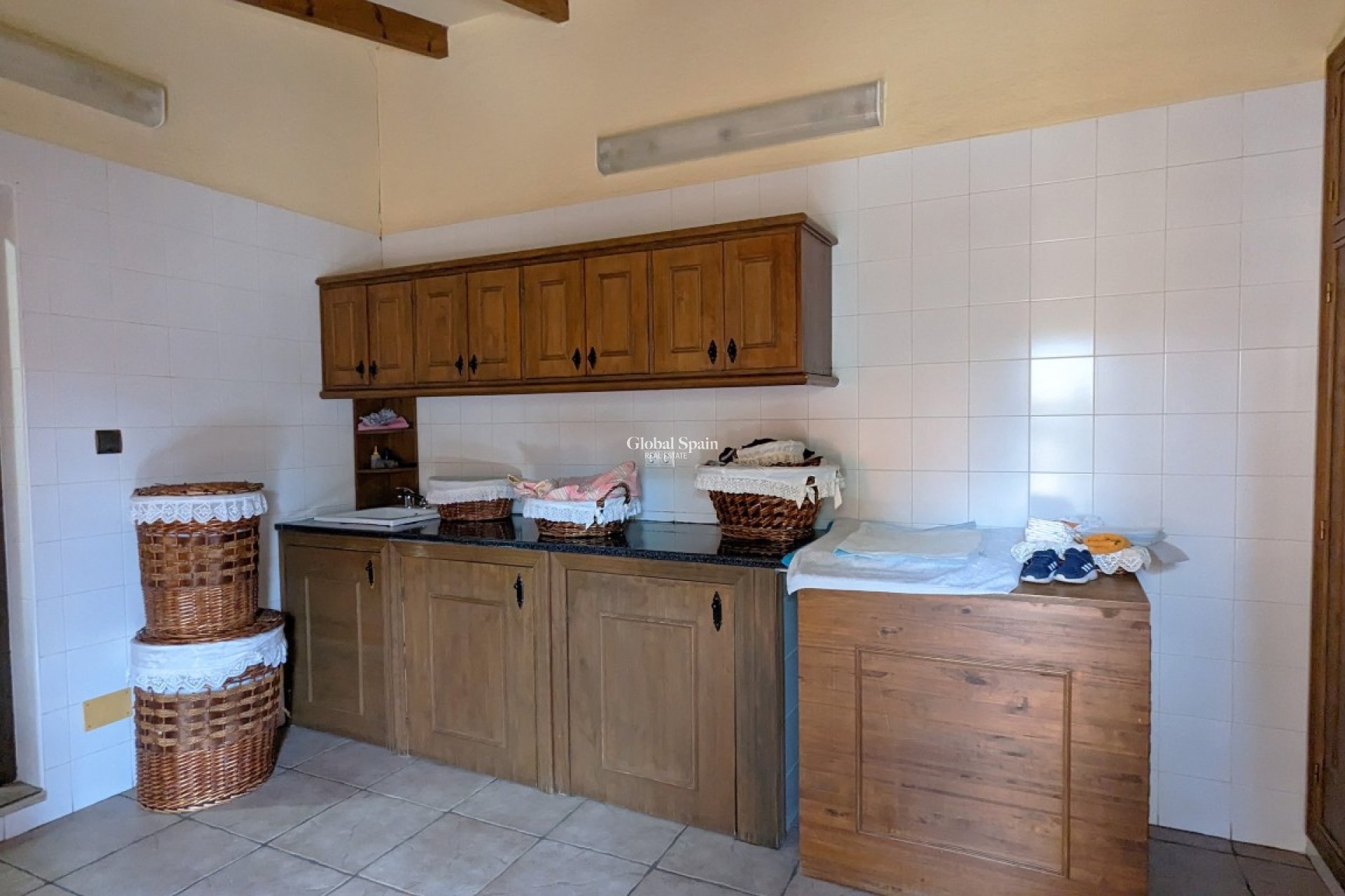 Resale - VILLA -
BIGASTRO - Inland