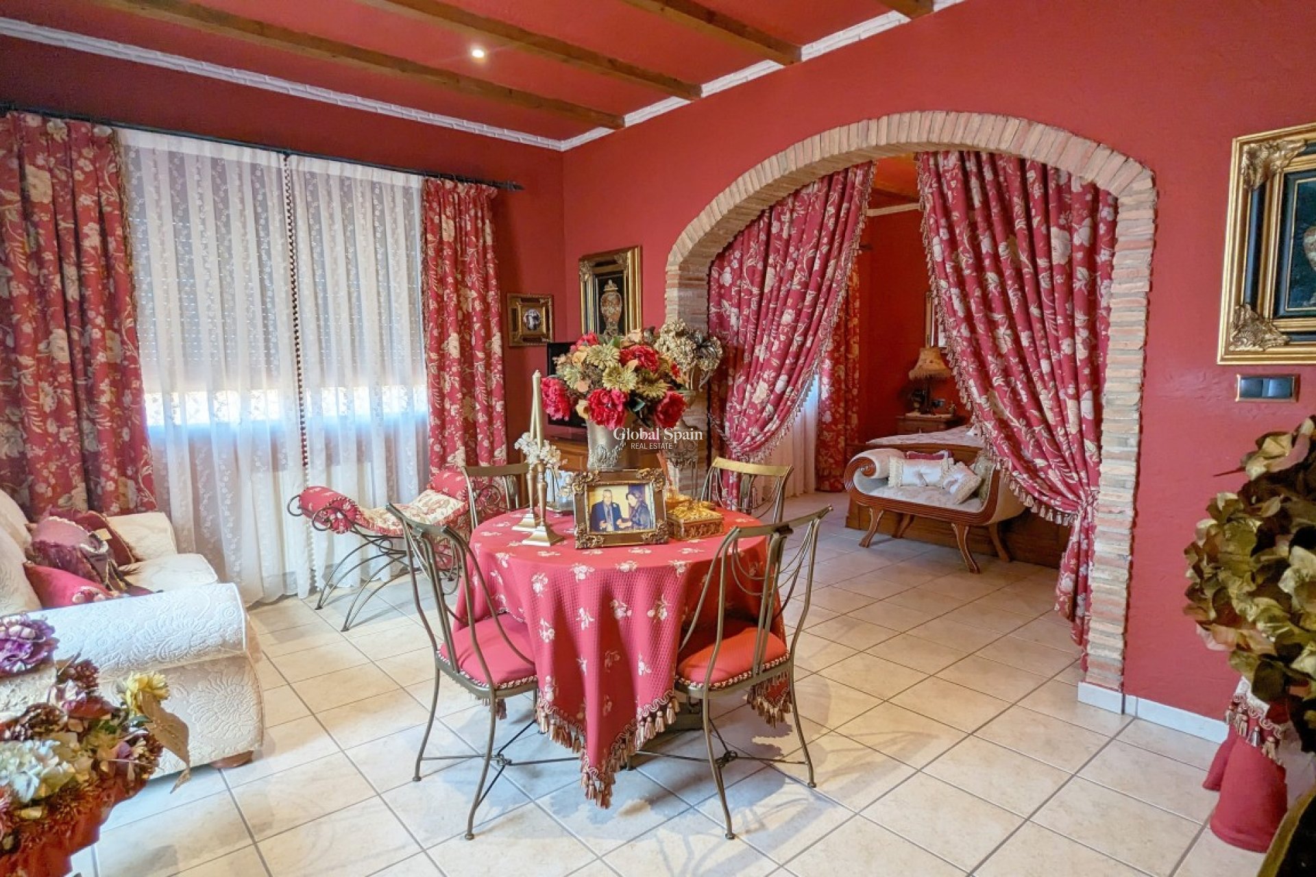 Resale - VILLA -
BIGASTRO - Inland