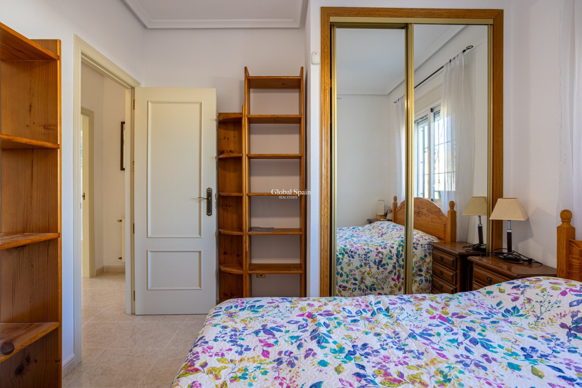 Resale - VILLA -
BIGASTRO - Inland