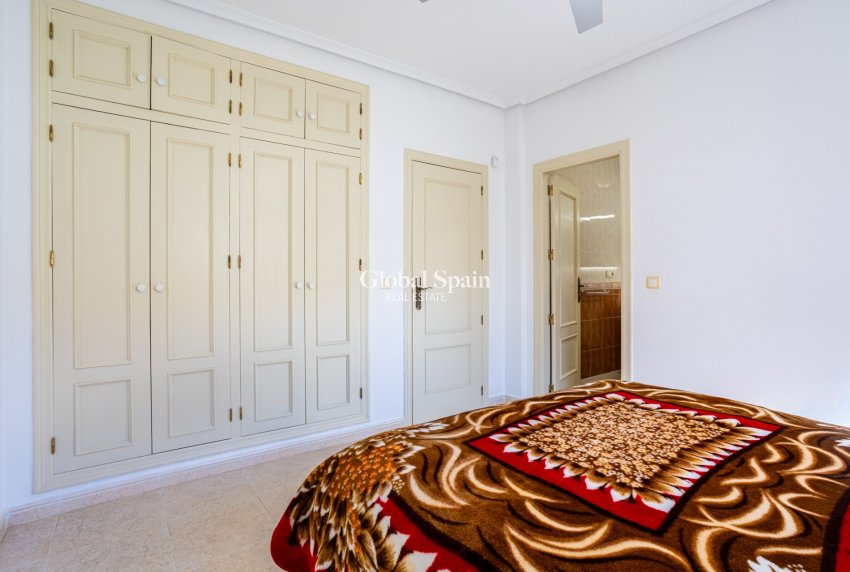 Resale - VILLA -
BIGASTRO - Inland