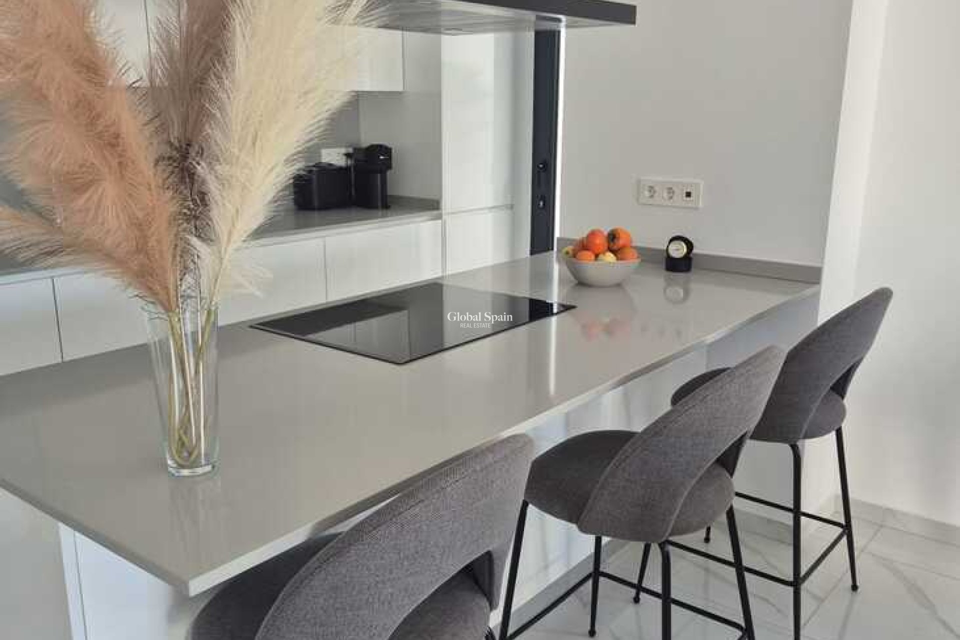 Resale - VILLA -
BIGASTRO - Inland