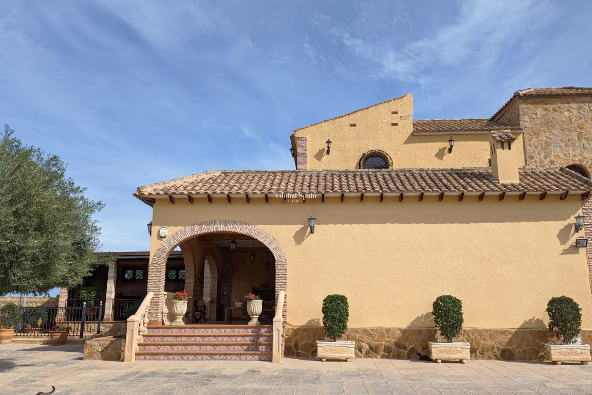 Resale - VILLA -
BIGASTRO - Inland