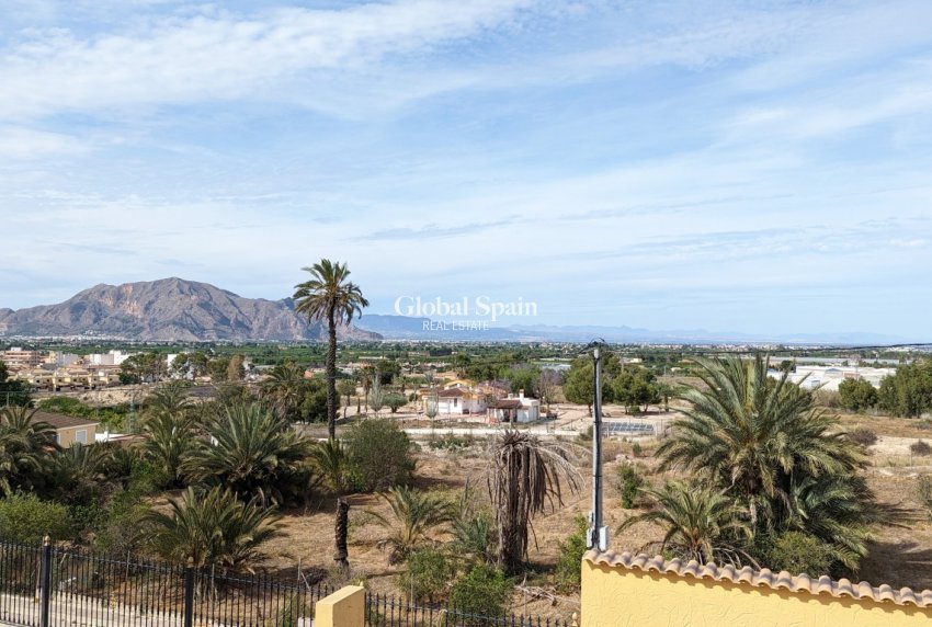 Resale - VILLA -
BIGASTRO - Inland