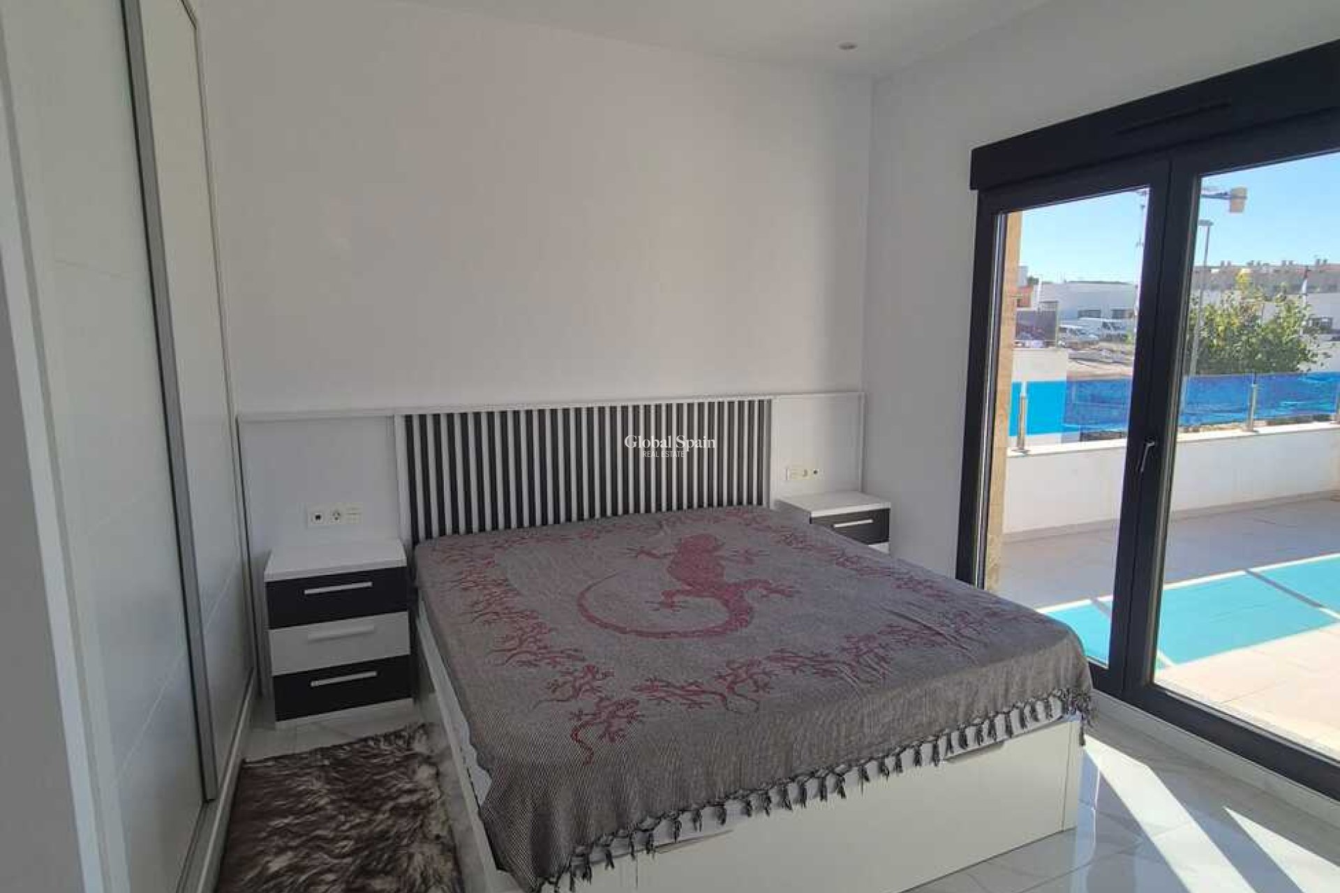 Resale - VILLA -
BIGASTRO - Inland