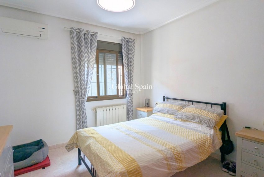 Resale - VILLA -
BIGASTRO - Inland