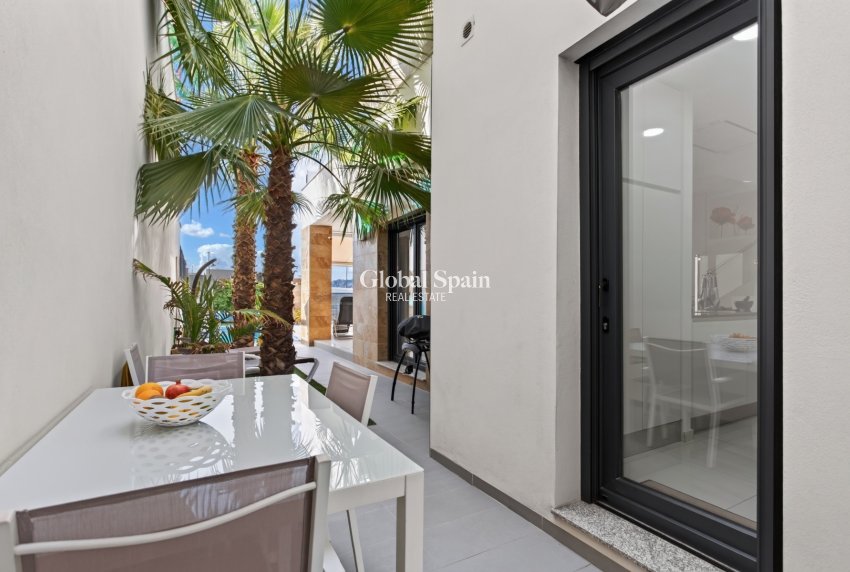Resale - VILLA -
BIGASTRO - Inland