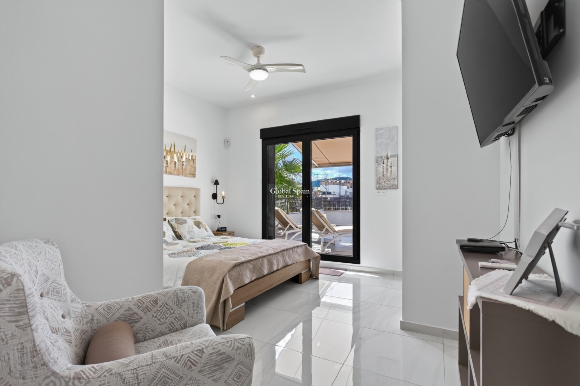 Resale - VILLA -
BIGASTRO - Inland