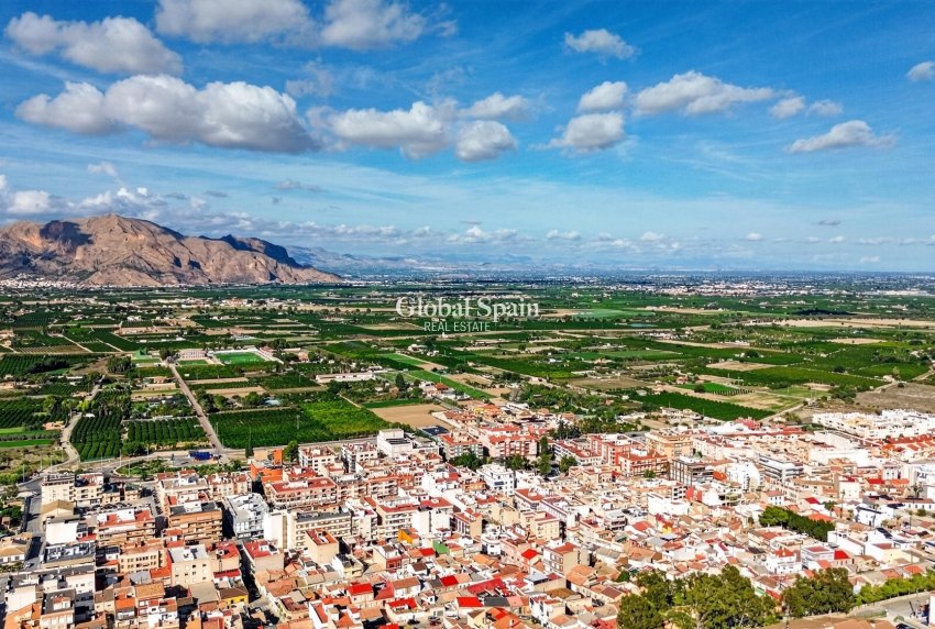 Resale - VILLA -
BIGASTRO - Inland
