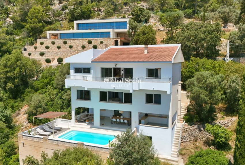 Resale - VILLA -
Bonyola - optional location detail