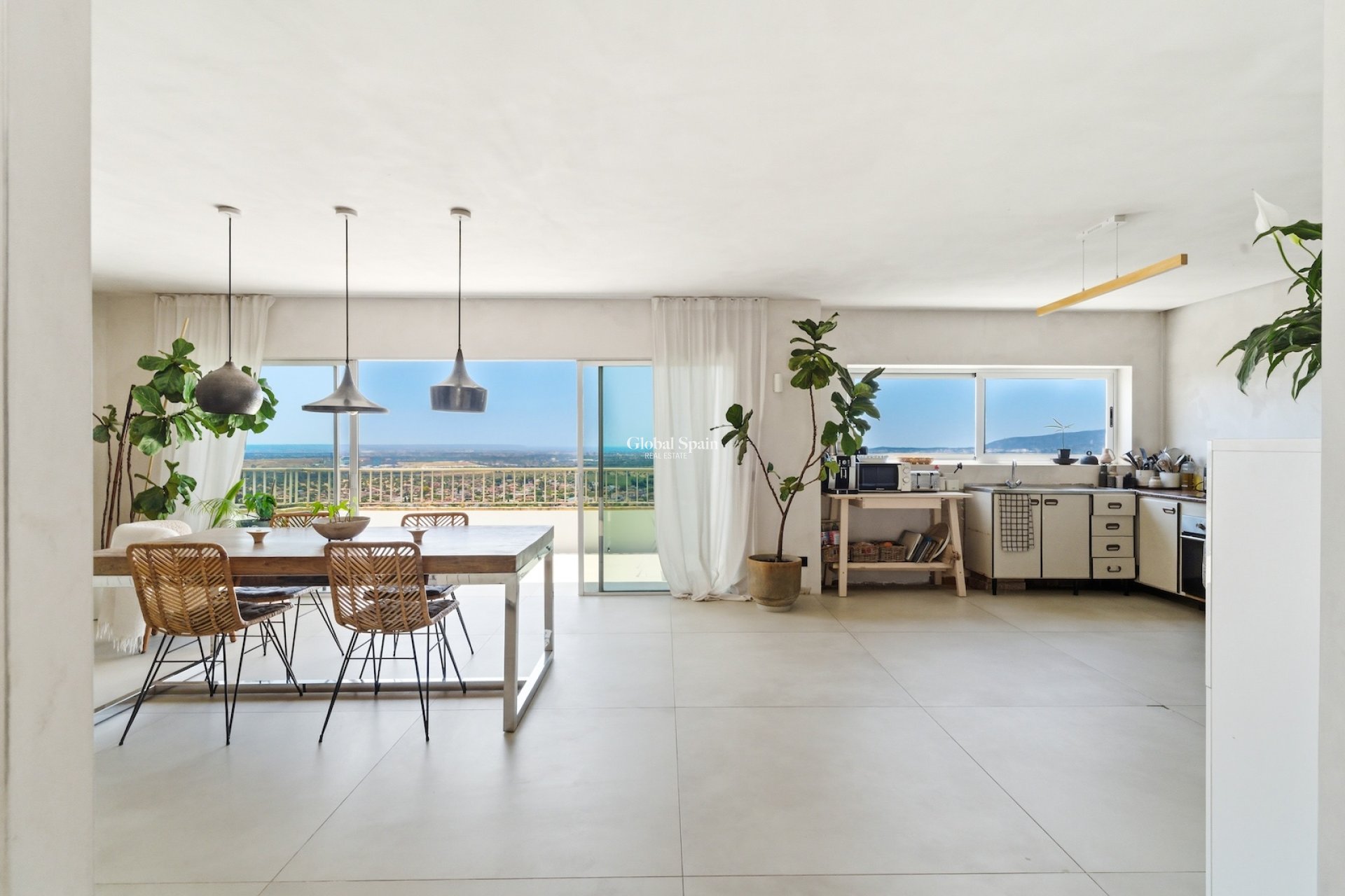 Resale - VILLA -
Bonyola - optional location detail
