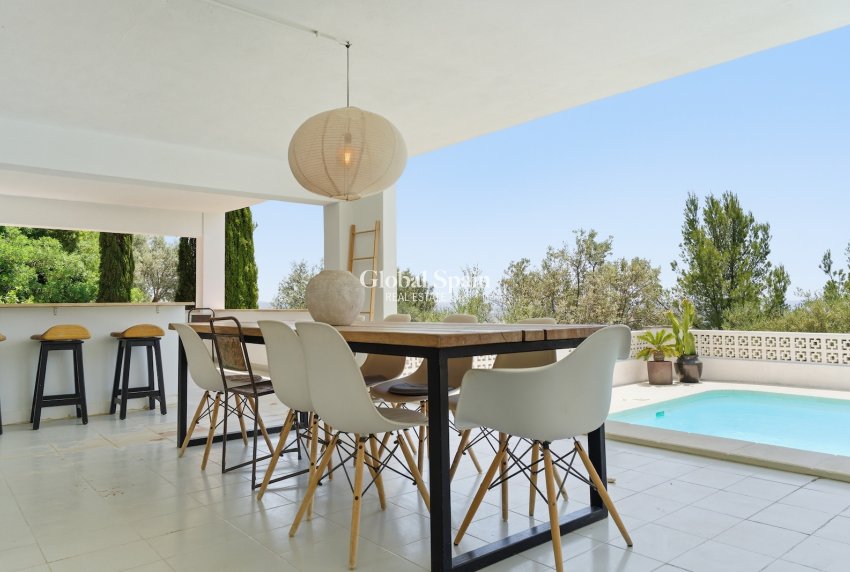 Resale - VILLA -
Bonyola - optional location detail