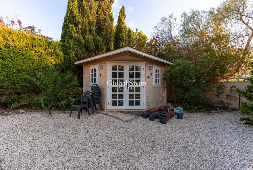 Resale - VILLA -
BUSOT - Costa Blanca