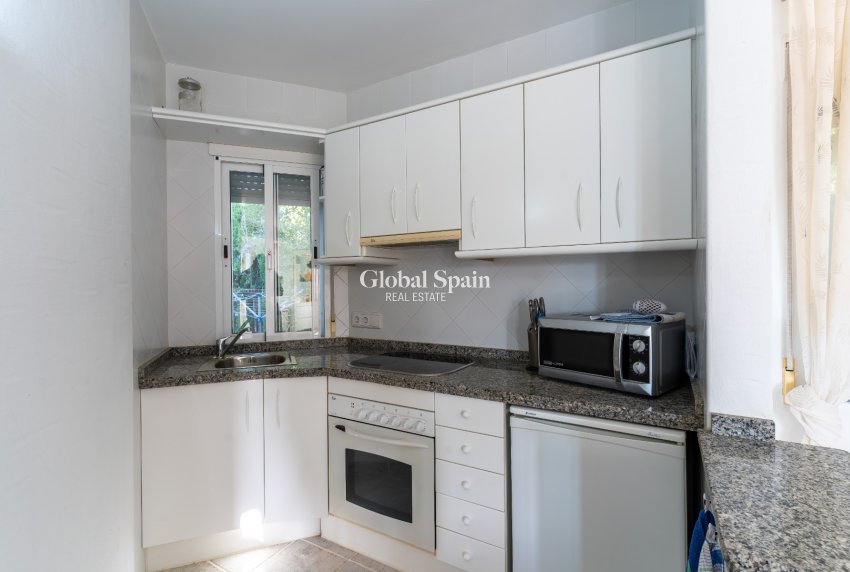 Resale - VILLA -
BUSOT - Costa Blanca