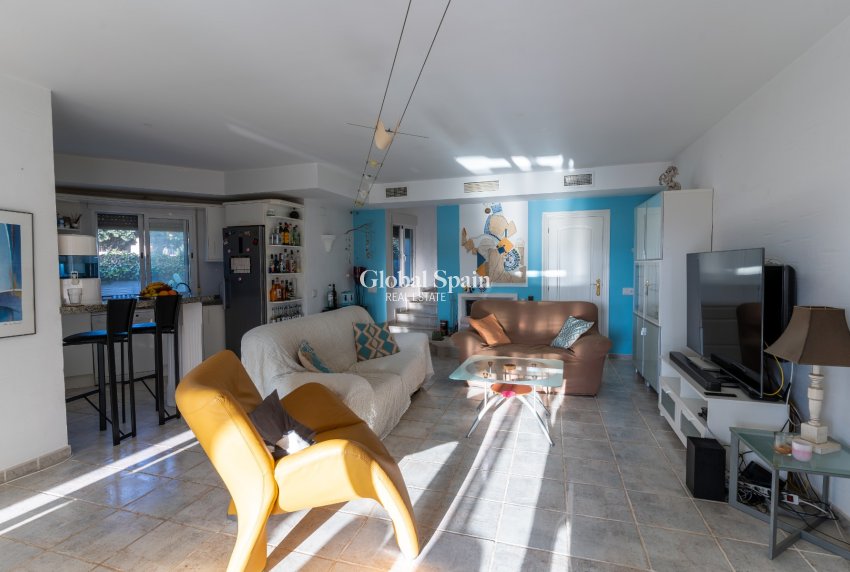 Resale - VILLA -
BUSOT - Costa Blanca