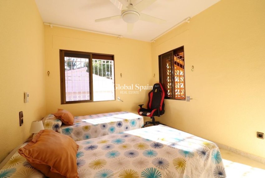 Resale - VILLA -
CABO ROIG - Costa Blanca