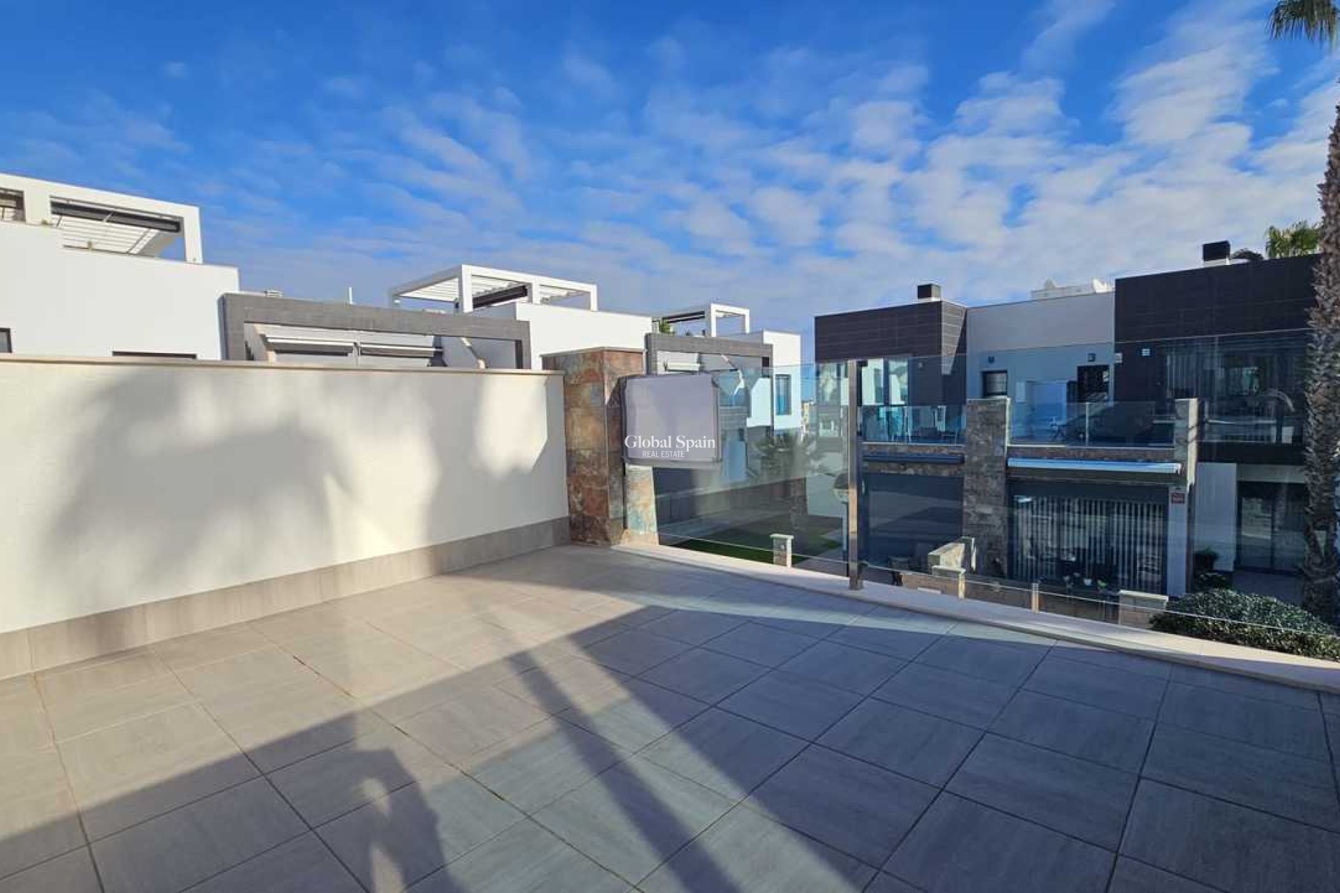 Resale - VILLA -
CABO ROIG - Costa Blanca