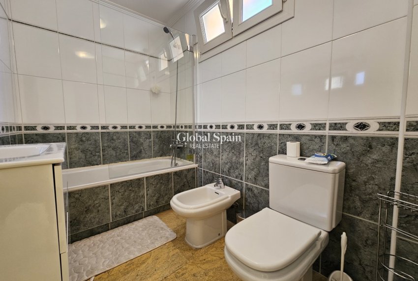 Resale - VILLA -
CABO ROIG - Costa Blanca