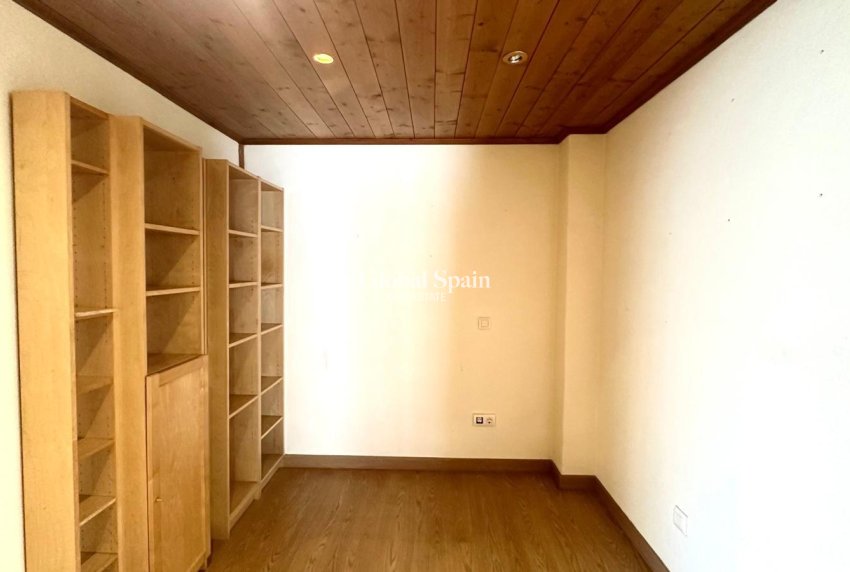 Resale - VILLA -
CABO ROIG - Costa Blanca