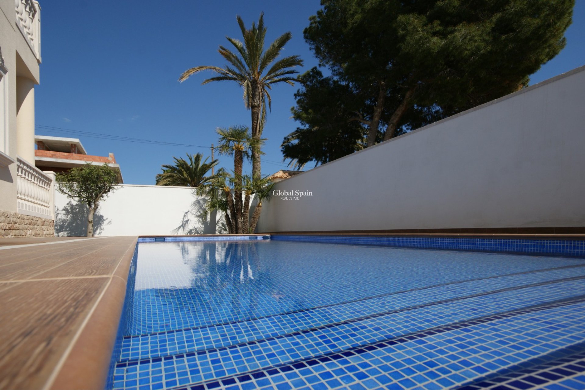 Resale - VILLA -
CABO ROIG - Costa Blanca