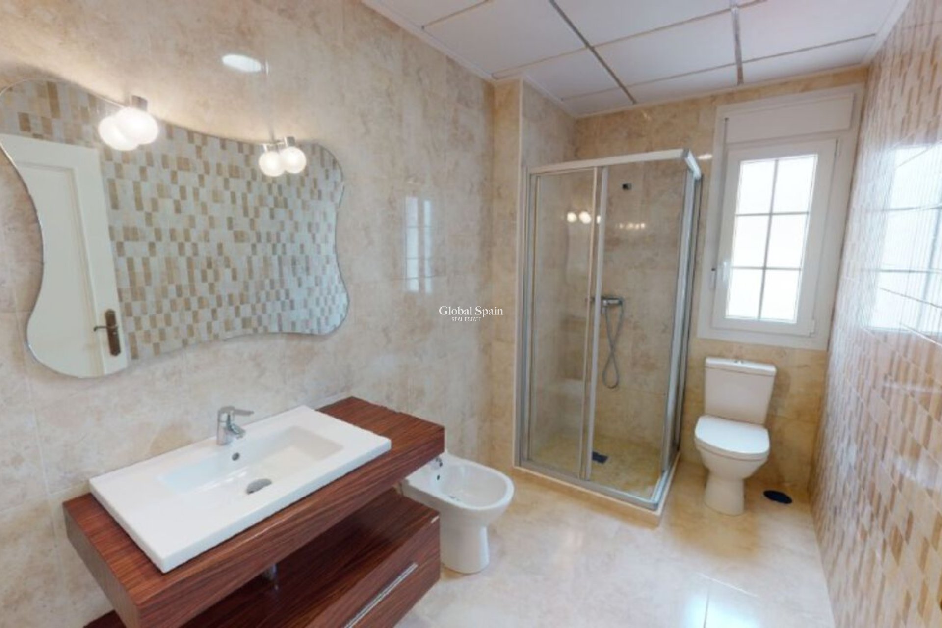 Resale - VILLA -
CABO ROIG - Costa Blanca