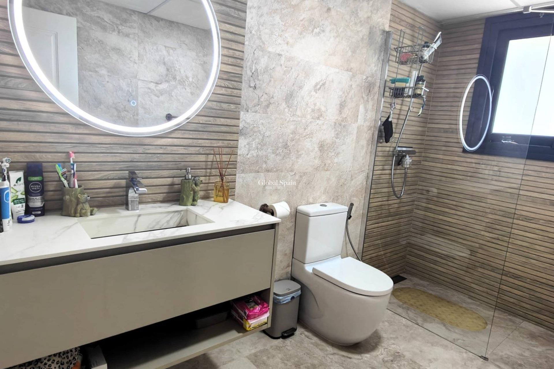 Resale - VILLA -
CABO ROIG - Costa Blanca