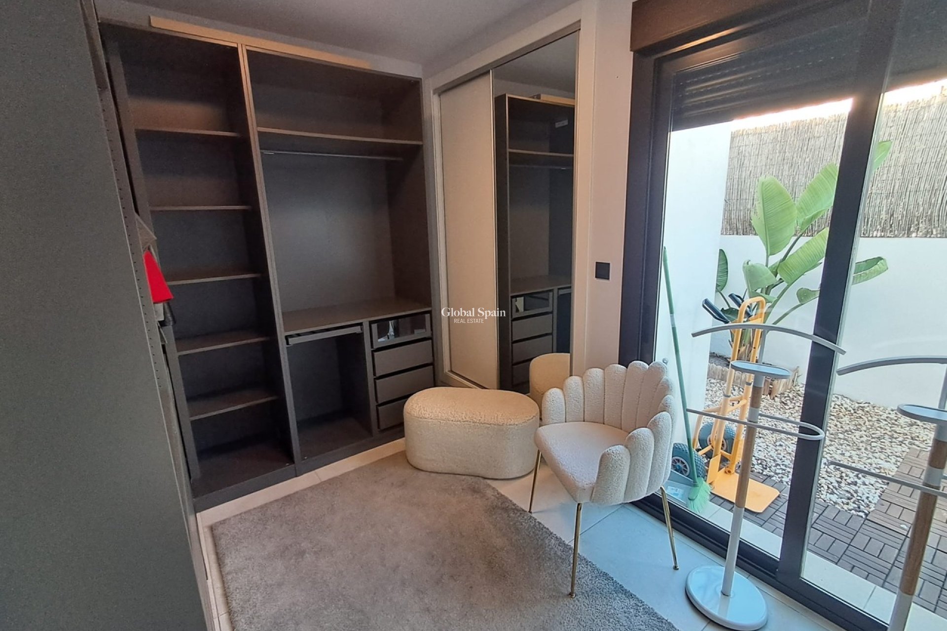 Resale - VILLA -
CABO ROIG - Costa Blanca