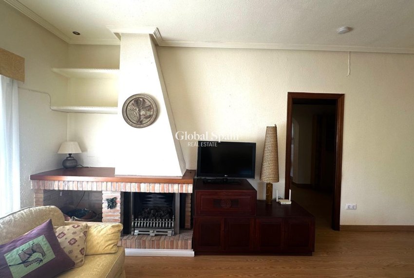 Resale - VILLA -
CABO ROIG - Costa Blanca