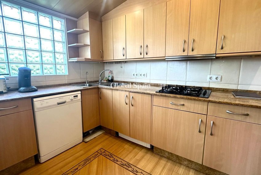 Resale - VILLA -
CABO ROIG - Costa Blanca