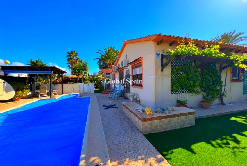 Resale - VILLA -
CABO ROIG - Costa Blanca