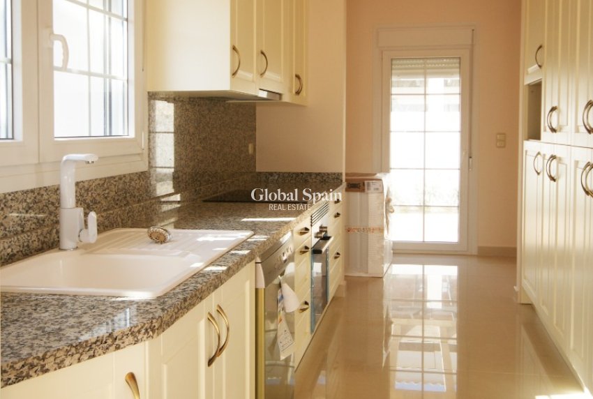 Resale - VILLA -
CABO ROIG - Costa Blanca