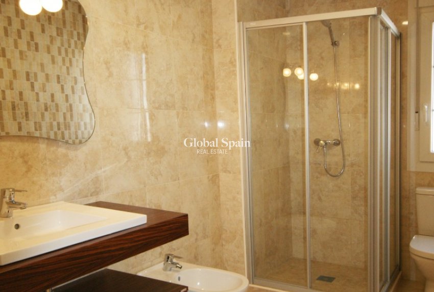 Resale - VILLA -
CABO ROIG - Costa Blanca