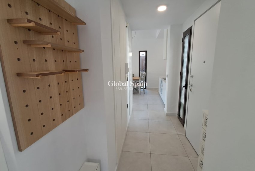 Resale - VILLA -
CABO ROIG - Costa Blanca