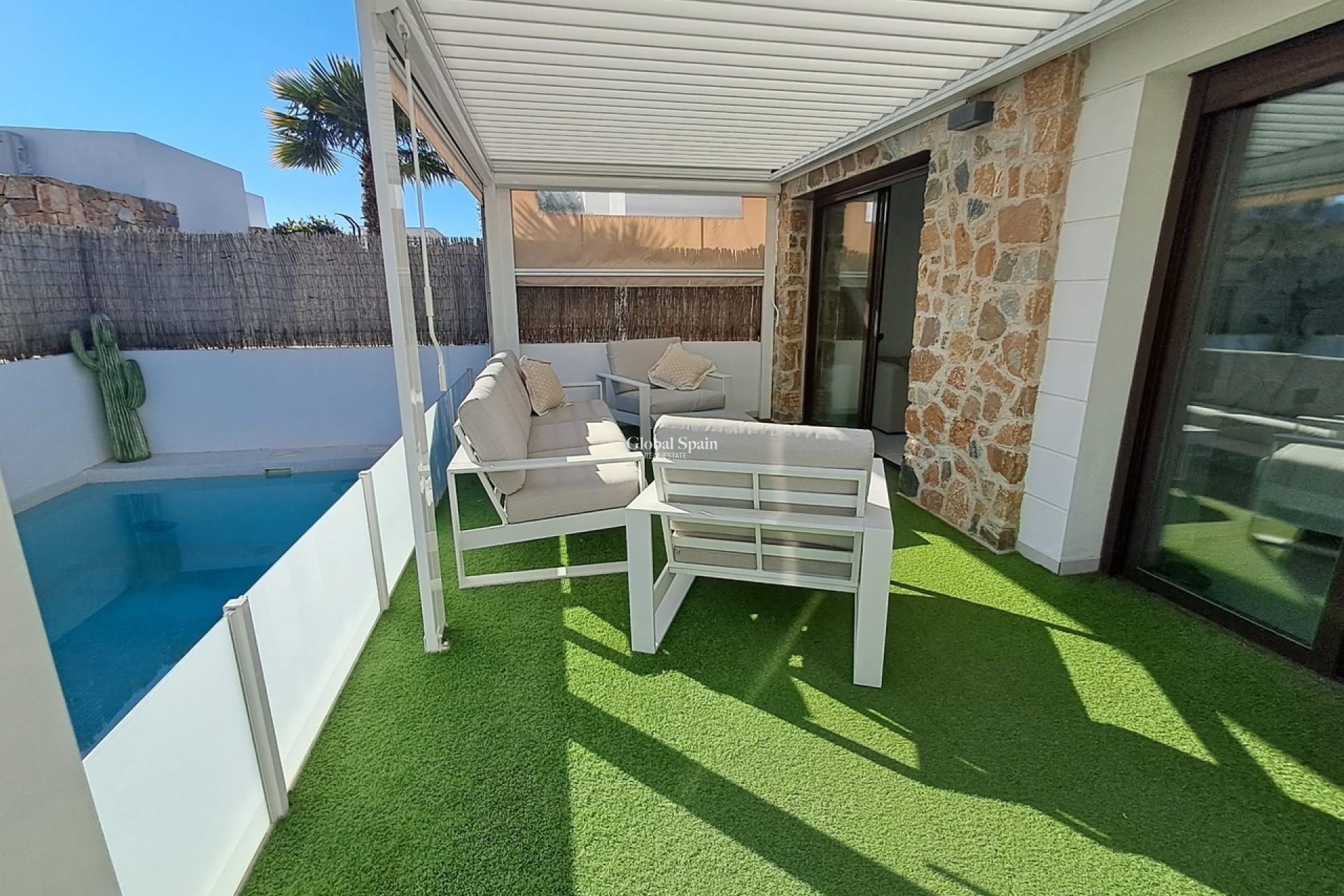 Resale - VILLA -
CABO ROIG - Costa Blanca