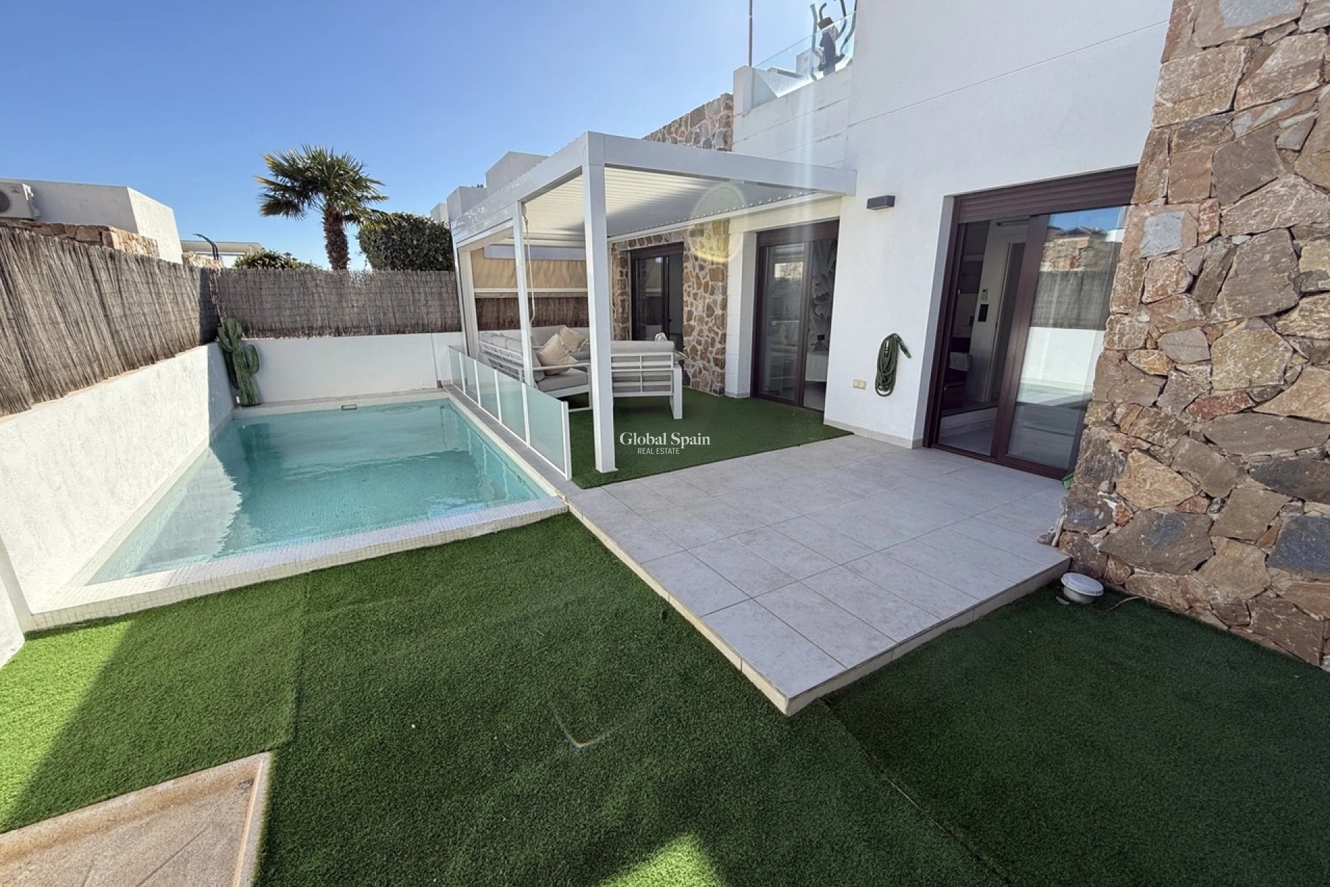 Resale - VILLA -
CABO ROIG - Costa Blanca