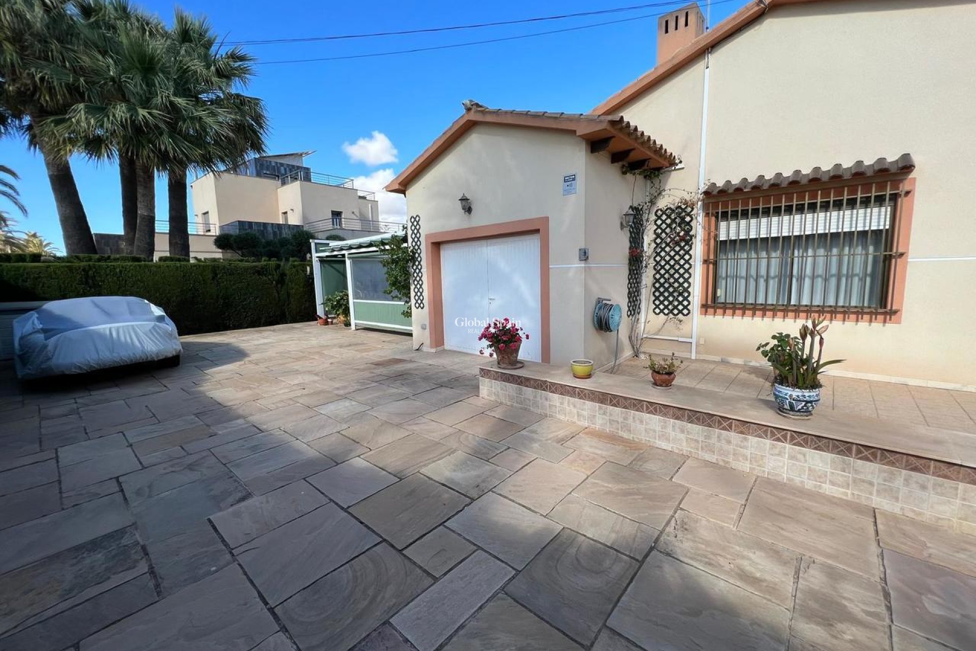 Resale - VILLA -
CABO ROIG - Costa Blanca