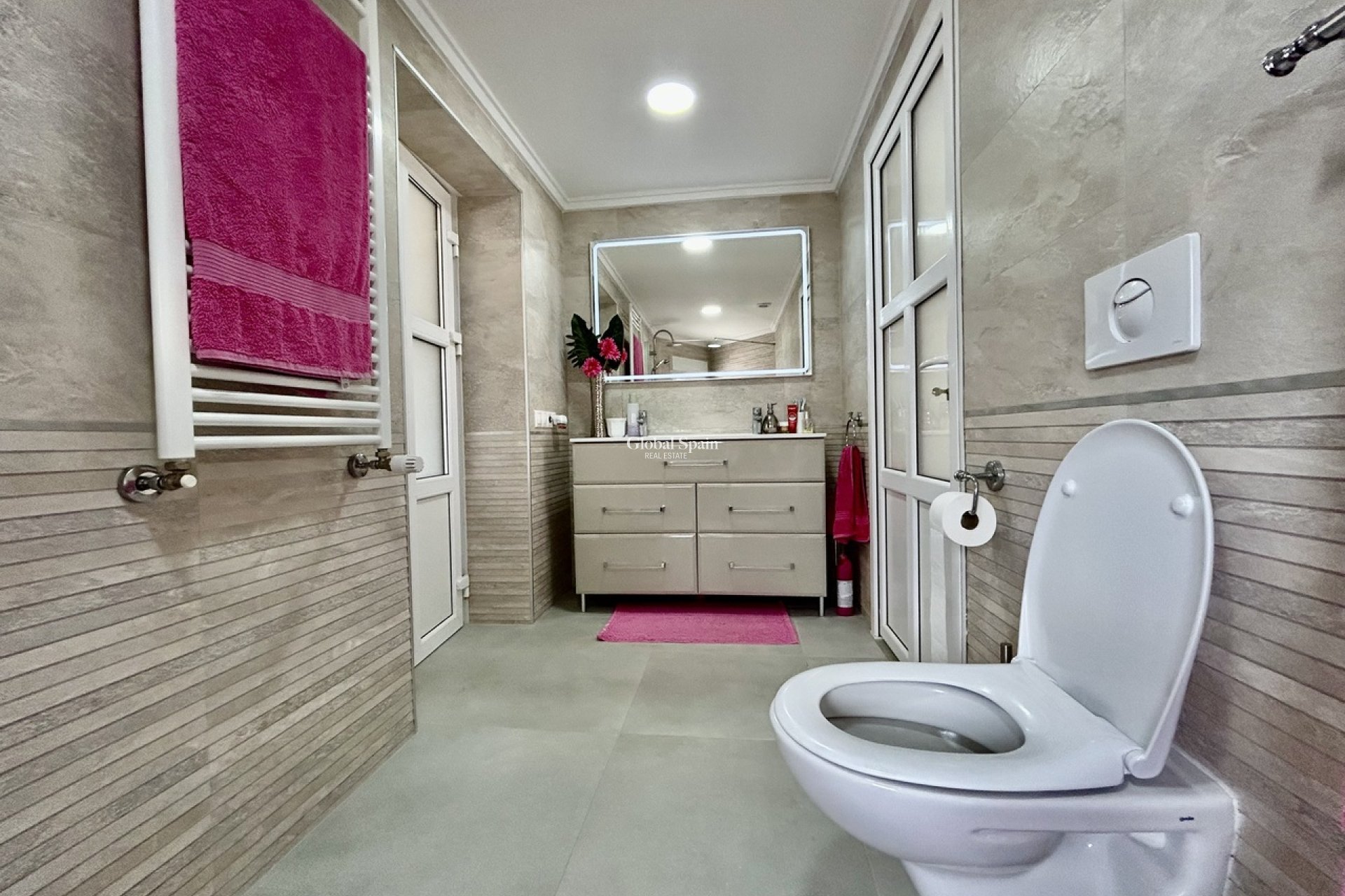 Resale - VILLA -
CABO ROIG - Costa Blanca